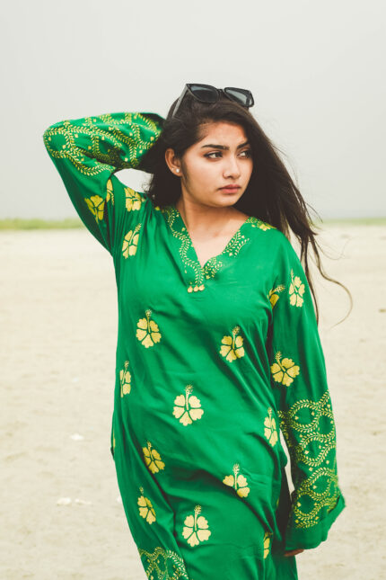 100% Linen block with hand work co-ord set